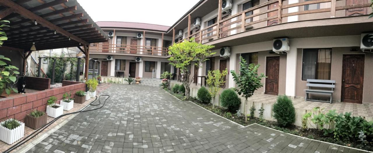 Гостевой Дом Пегас Hotel Pitsunda Exterior foto