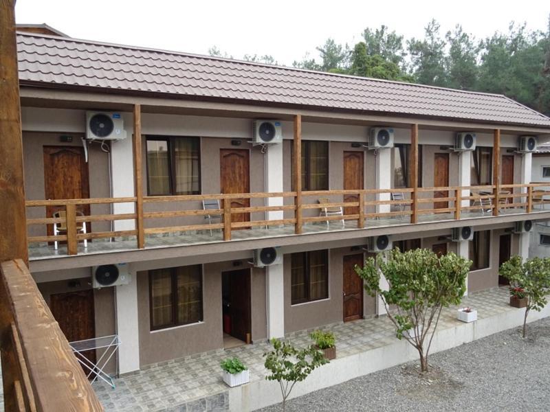 Гостевой Дом Пегас Hotel Pitsunda Exterior foto